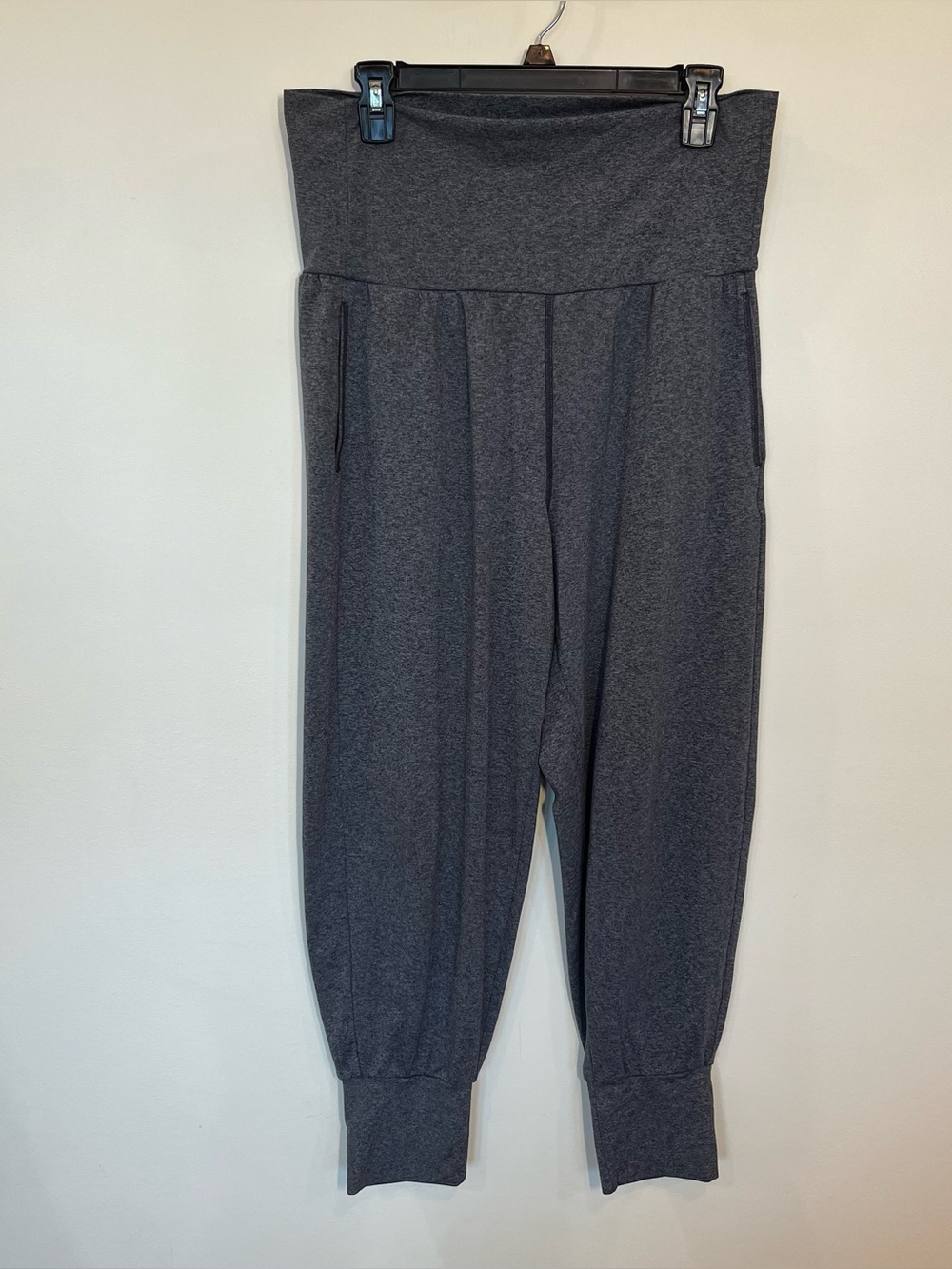 Aerie Woman's Heather Grey Jogger Style leggings Fold Over Waist Stretch Large
